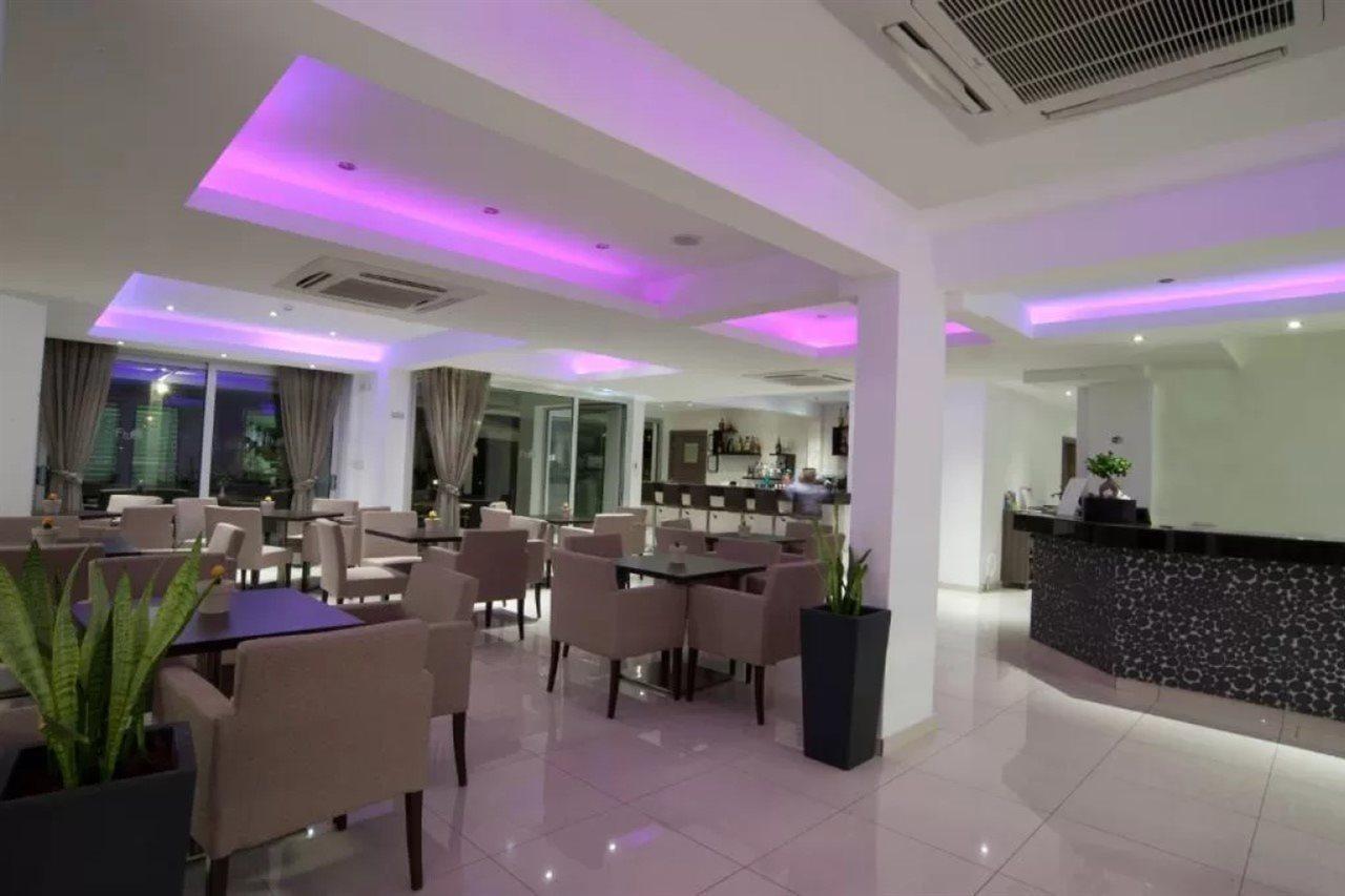 Frixos Suites Hotel Apts Voroklini Dış mekan fotoğraf