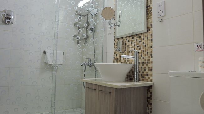Frixos Suites Hotel Apts Voroklini Restoran fotoğraf